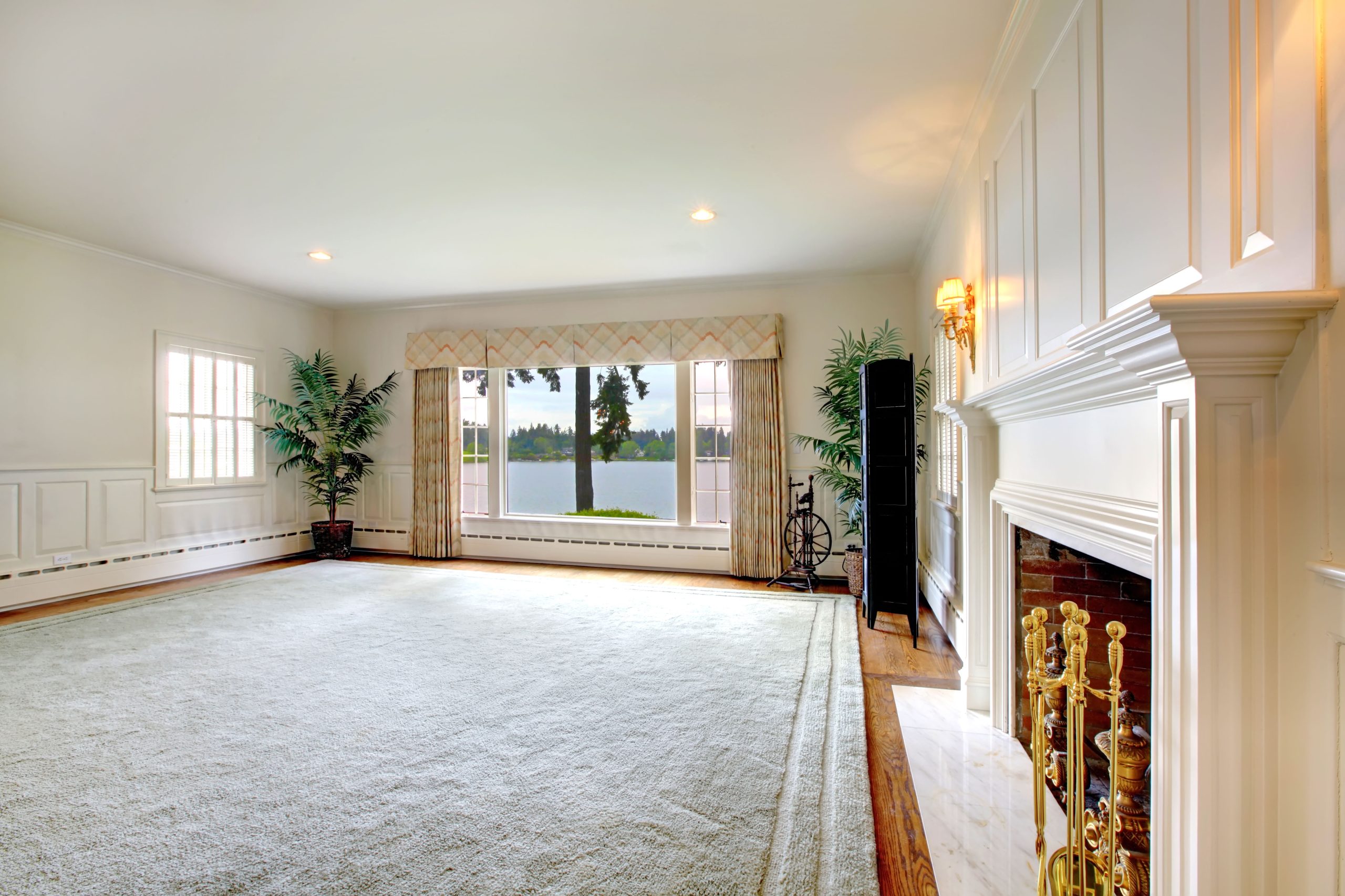 Read more about the article 11 Reasons Why You Should Hire a Professional Local Floor Installation Team